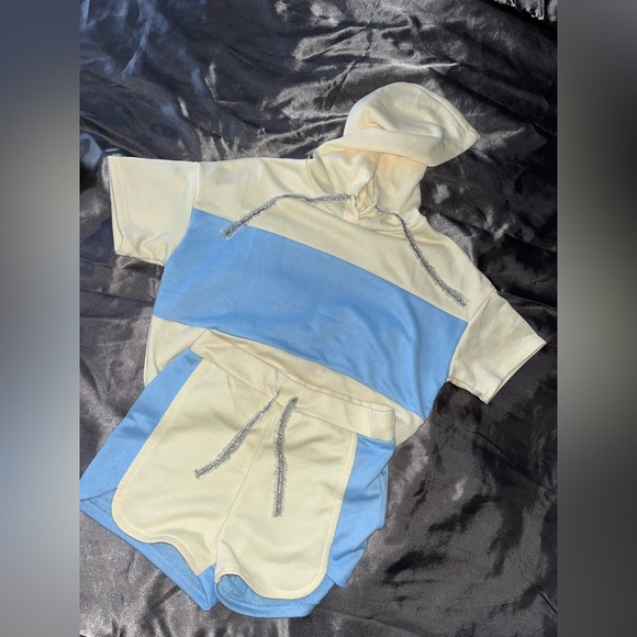 Lounge set - Picture 1 of 4